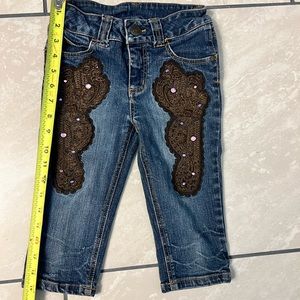 Mary Kate and Ashley girls capri jean pants embroidery size 7 elastic waist